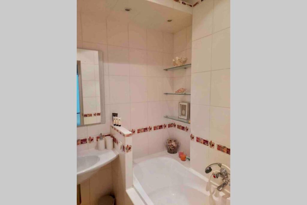 Apartament Hidden Gem Garden *